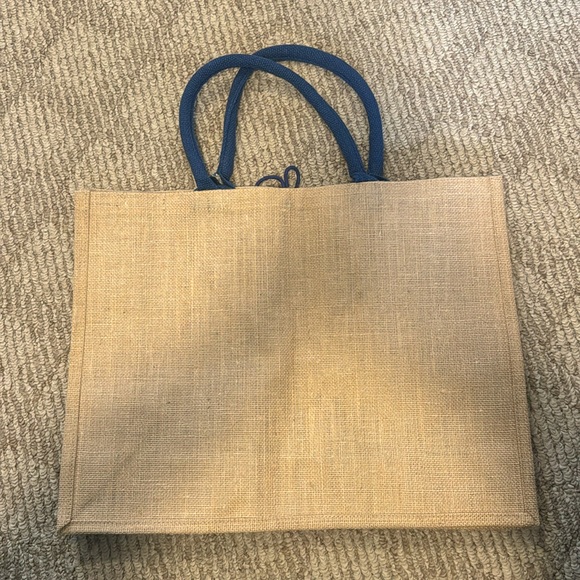 Piper Lou jute tote bag - Picture 2 of 5